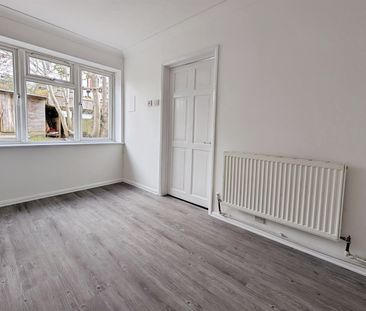 Weston Grove Road, SO19 - Photo 6