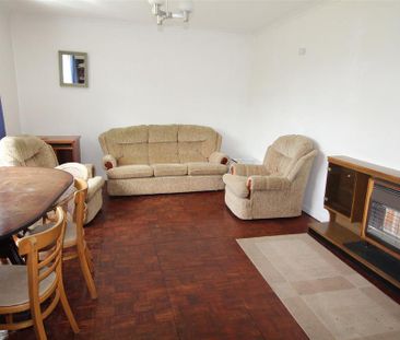 4 bedroom house to rent - Photo 1