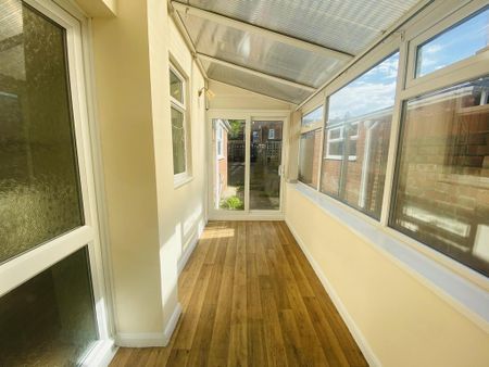 2 bedroom terraced house to rent - Photo 5
