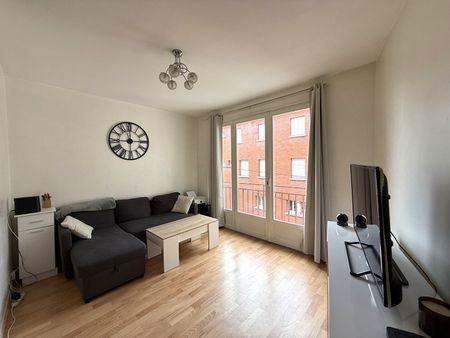 Location Appartement 2 pièces 37m² - Photo 2