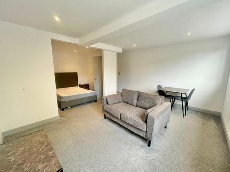 1 bedroom flat to rent - Photo 2