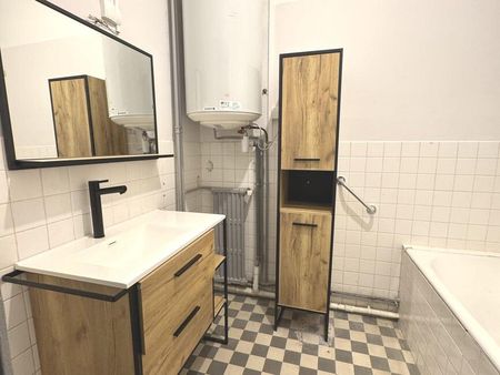 Appartement - 5 pièces - 117 m² - Saint-Étienne - Photo 3