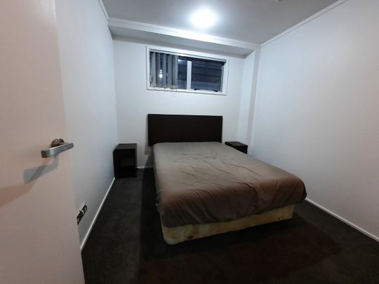 2 Bedroom, Fully Furnished Apartment - Photo 1