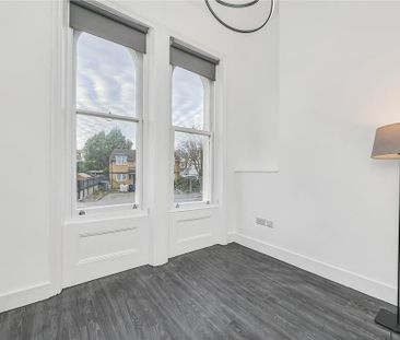 3 bedroom flat to rent - Photo 6