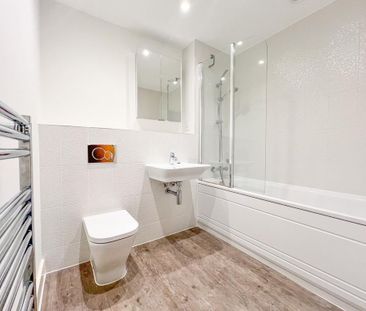 2 bedroom apartment to rent - Photo 2