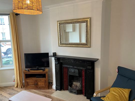 5 bedroom house - Photo 1