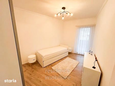 Apartament nou 3 camere, semicentral, str Craiova + Garaj - Fotografie 5
