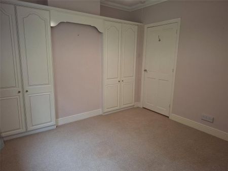 2 bedroom detached house to rent - Photo 4