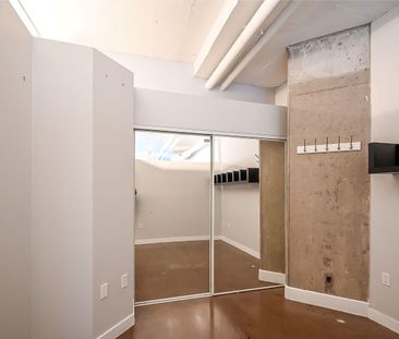 For Lease - 66 Bay Street Unit# 307, Hamilton, Ontario - Photo 6