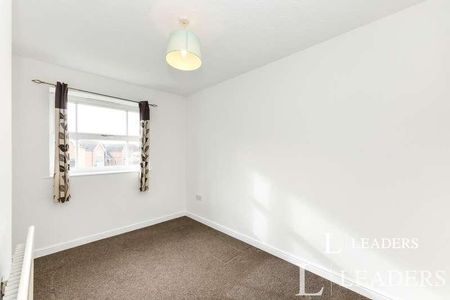 Doulton Close, Harlow, CM17 - Photo 2