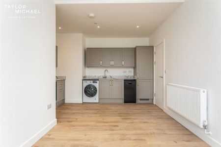 1 bedroom apartment to rent - Photo 4