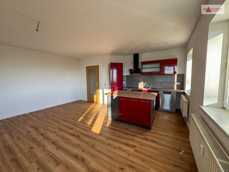 Neu renovierte, schicke 3-Raum-Wohnung in Beierfeld mit Einbauküche zu vermieten - Photo 4