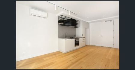 Stylish Apartment Living in Hawthorn East - Photo 3