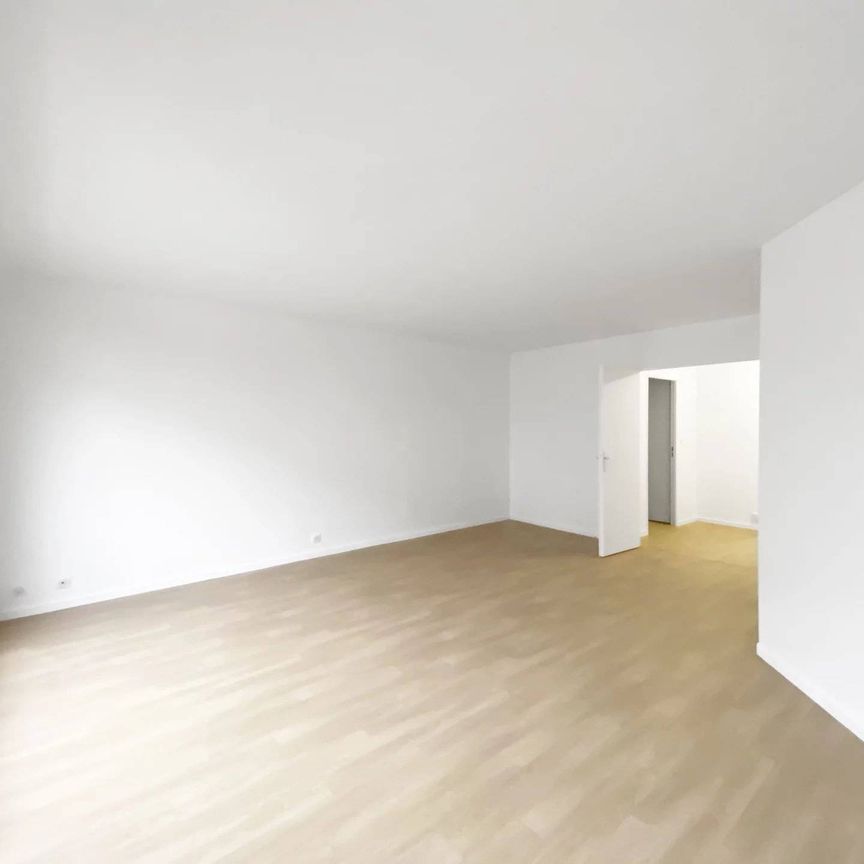 Rental Apartment Paris 15th Saint-Lambert - Photo 1