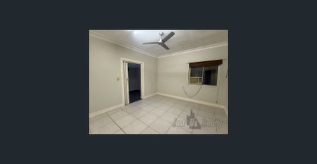 CHARMING, CONVENIENT & READY TO MOVE IN - Photo 5