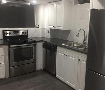 For Lease - 1236 Atkins Drive, Newmarket, Ontario - Photo 5