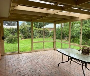 Sweet family home! - Photo 6