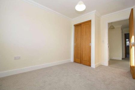 Kingsway, Mildenhall, IP28 - Photo 2