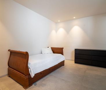 Luxury Villa for rent in The Golden Mile, Marbella, Andalusia - Photo 3