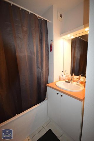 Location Appartement 2 pièces 49m² CHOLET 49300 - Photo 5