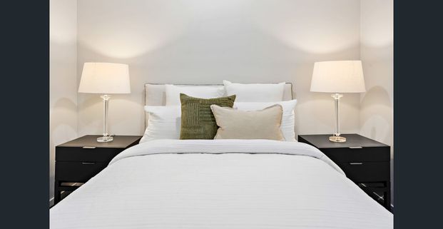 MODERN 2 BEDROOM WITH RESORT AMENITIES INCLUDED. - Photo 1