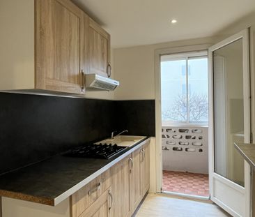 Location Appartement 3 pièces 68m² FREJUS 83600 - Photo 5