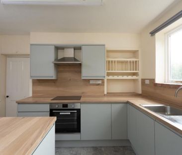 2 bedroom cottage to rent - Photo 1