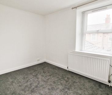 3 bedroom House To Let - Photo 6