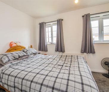 2 bed House - Mid Terrace To Let - Photo 5