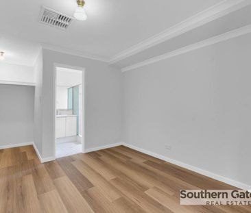 Stunning Family Home in Wellard - Be One with Nature. - Photo 3