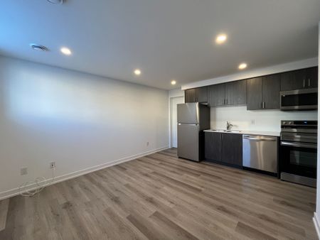 For Lease - 4263 Fourth Avenue Unit# 514, Niagara Falls, Ontario - Photo 3