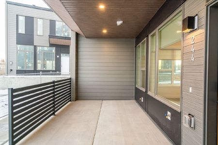 244 Somerglen Common SW - 1 - Photo 3