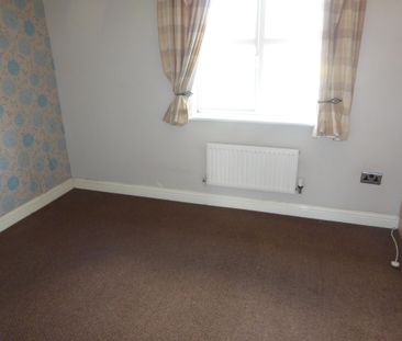 Meadenvale, Peterborough - Photo 4