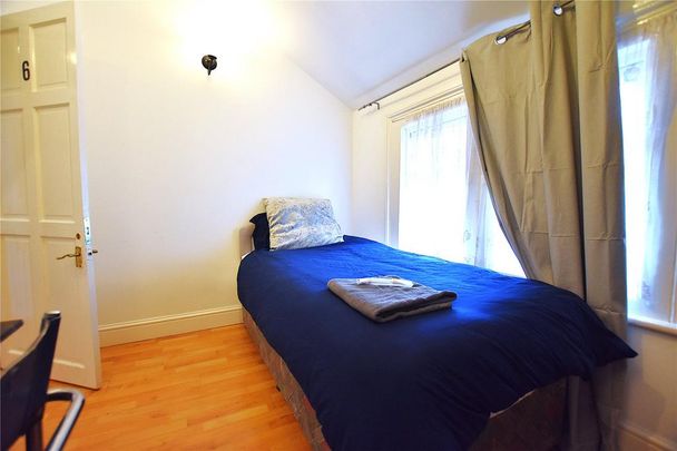 1 bedroom in a house share to rent - Photo 1