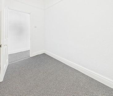 3 bedroom maisonette to rent - Photo 5