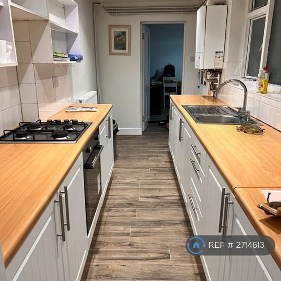 3 bedroom terraced house to rent - Photo 1