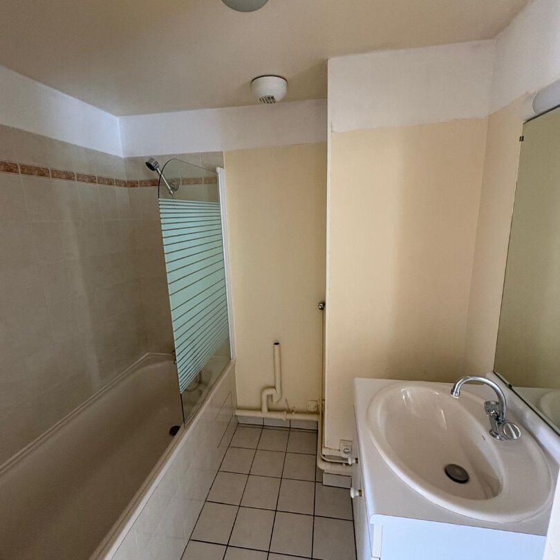 Location Appartement 1 pièce 23m² - Photo 1