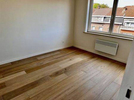 Appartement te huur in Residentie Stephanie te Ronse - Photo 4