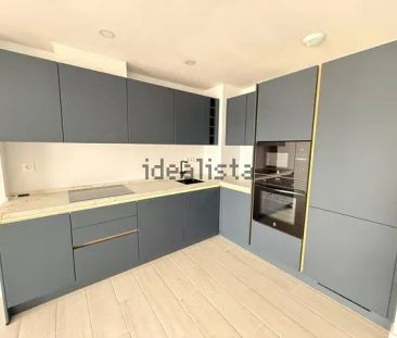 Alquiler de piso en Centro - Photo 2