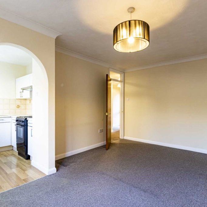 1 bed Maisonette for rent - Photo 1