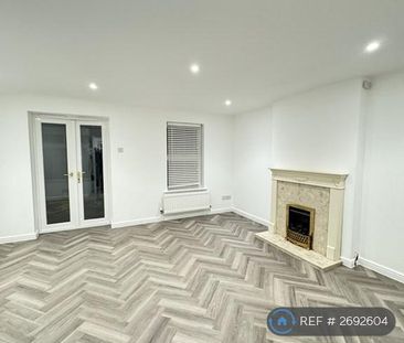 3 bedroom terraced house to rent - Photo 2