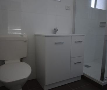 Tidy one bedroom! - Photo 4