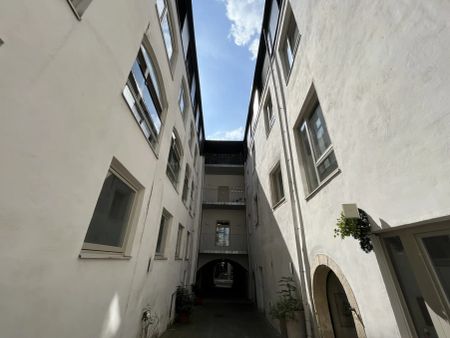 Geräumige 2,5 -Zimmer-Wohnung in Innenstadtlage mit unbefristetem Mietvertrag! - Foto 2