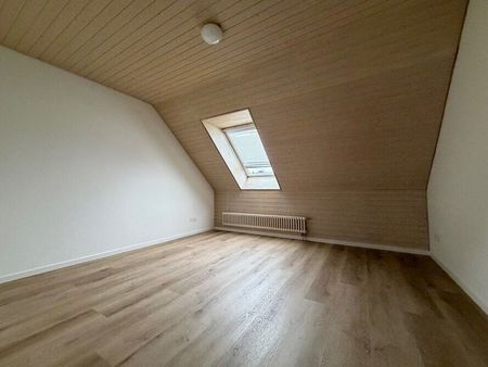 Maisonette in the attic. Stylish, bright and special - Photo 3