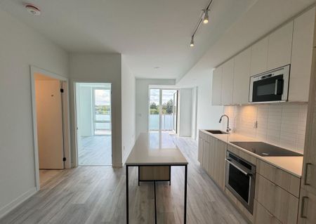 For Lease - 215 Lakeshore Rd Road Unit# 527, Mississauga, Ontario - Photo 4