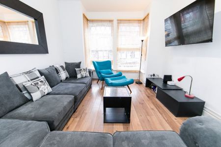 Burchett Grove, Leeds - Photo 4