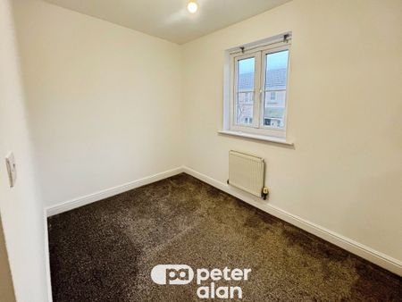 Kingfisher Road, North Cornelly, BRIDGEND - Photo 2