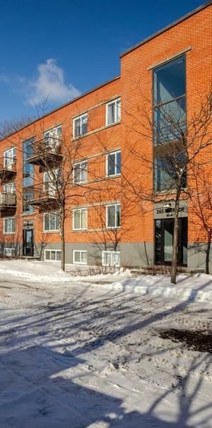3 1/2 - 265 Rue Riverside, Saint-Lambert - Photo 1