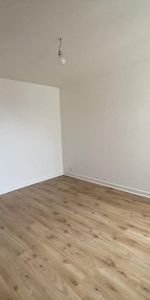 Location Appartement 2 pièces 42m² LORIENT 56100 - Photo 4