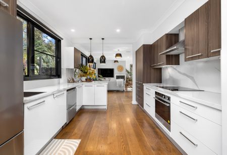 32b Day Road, Cheltenham NSW 2119 - House For Rent | Domain - Photo 4